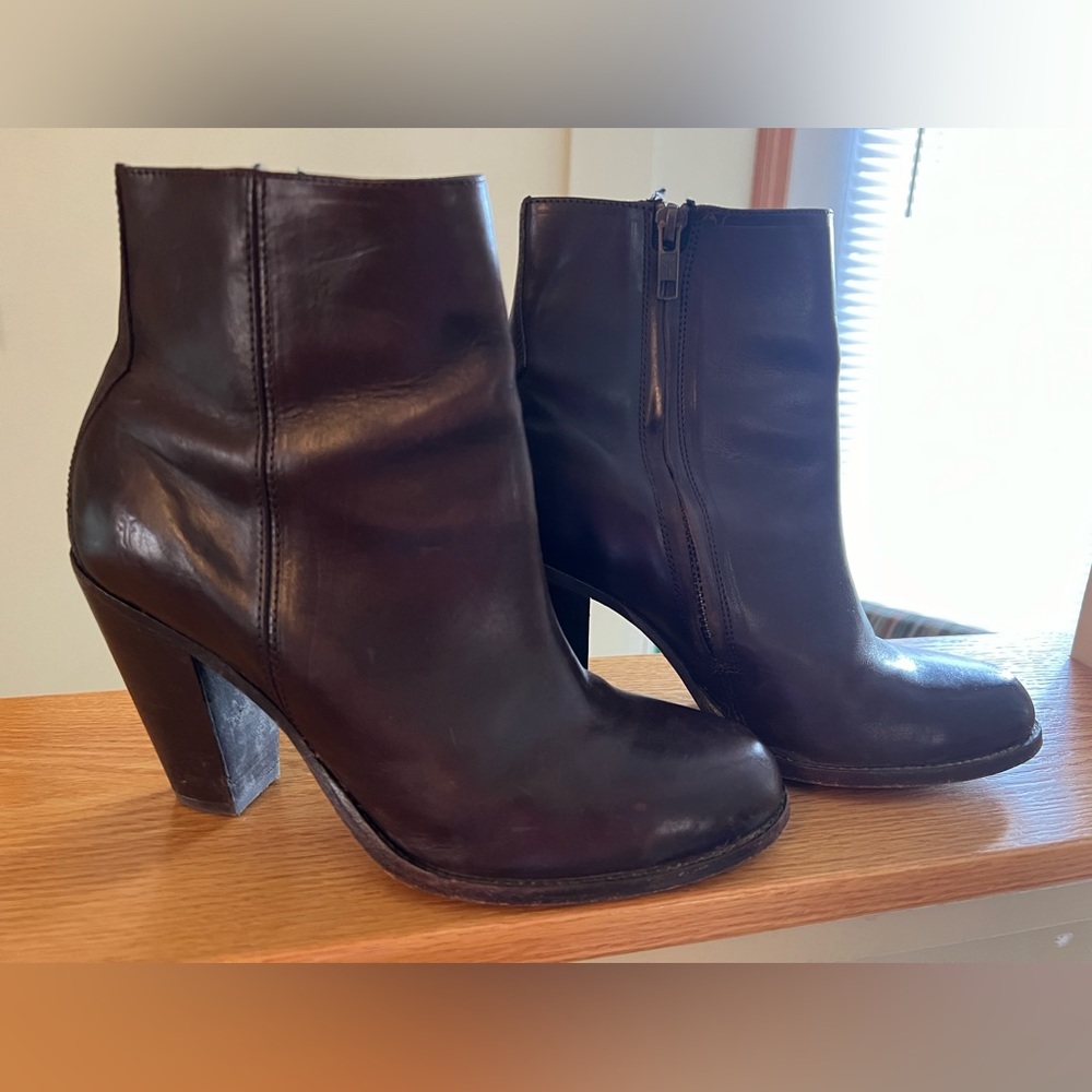 FRYE Ankle Boots